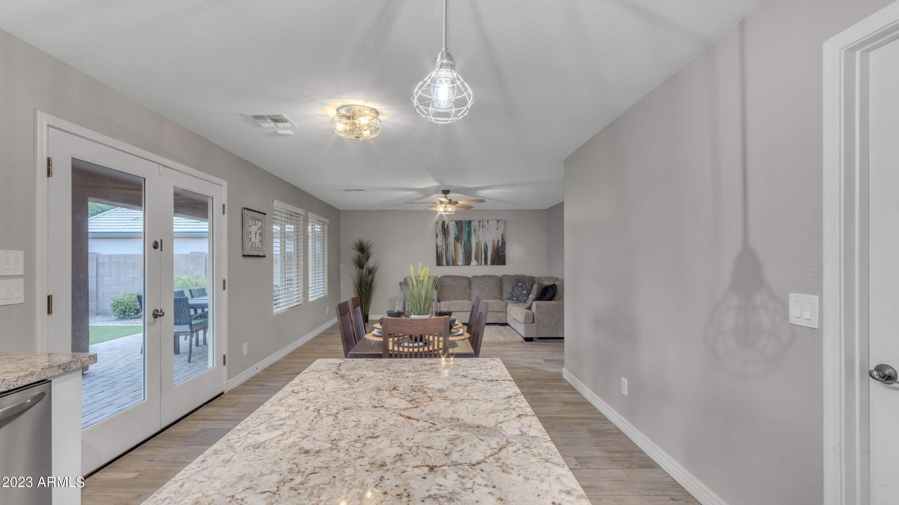 2261 E HAZELTINE Way