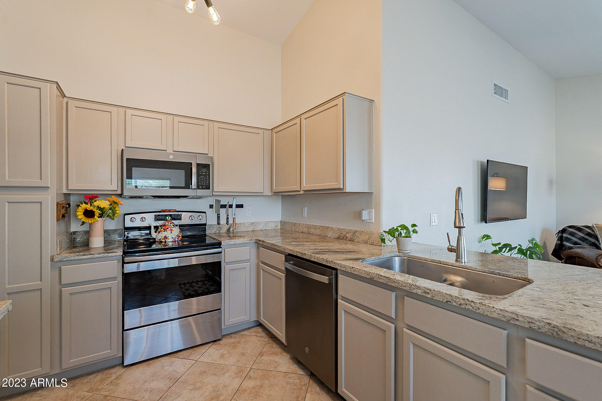 8907 E Fountain Street