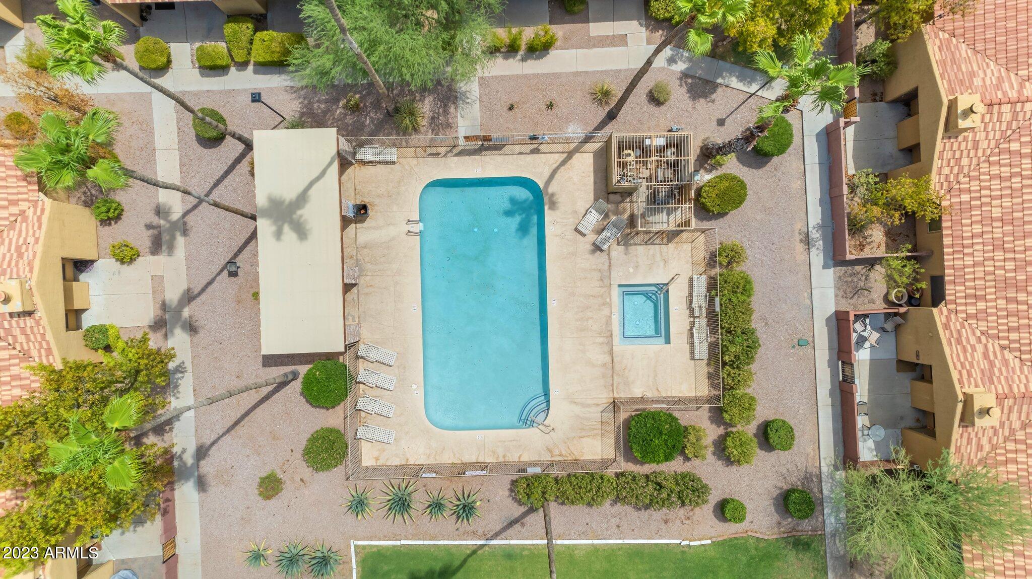 3511 E BASELINE Road, 1175