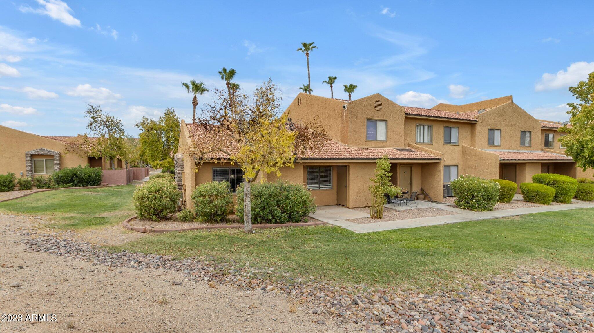 3511 E BASELINE Road, 1175