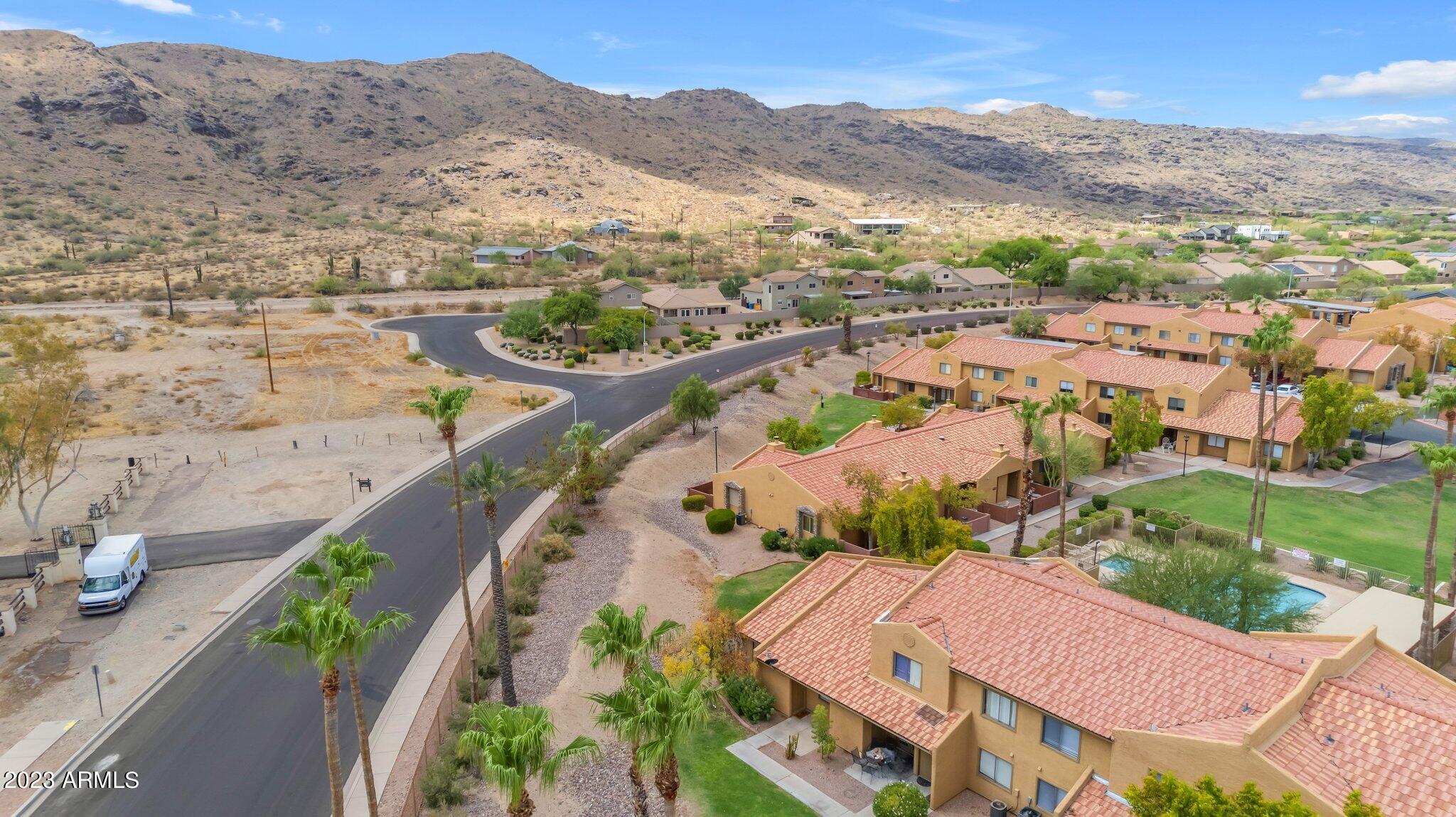 3511 E BASELINE Road, 1175