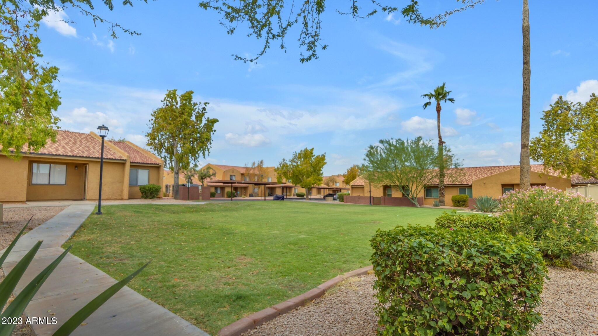 3511 E BASELINE Road, 1175