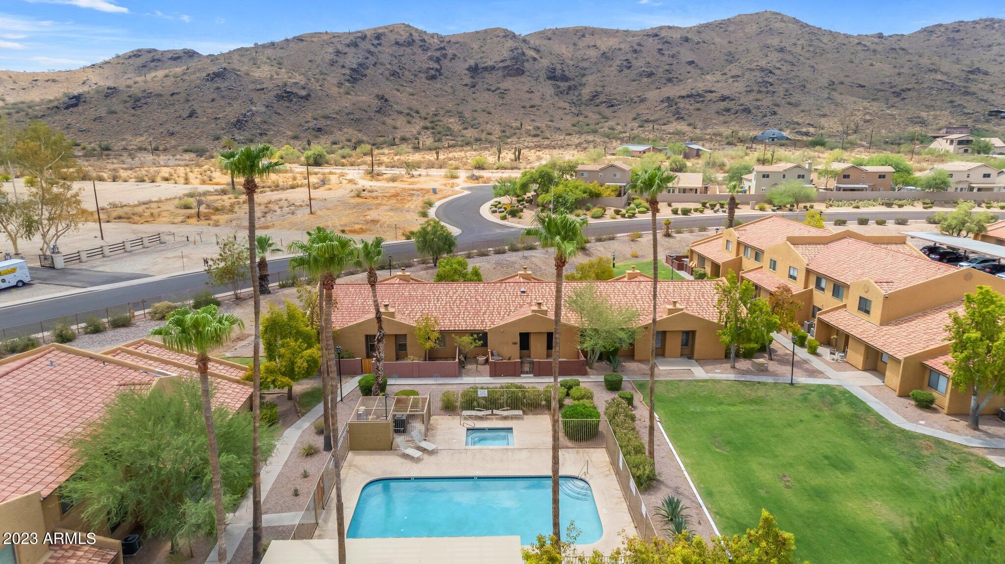 3511 E BASELINE Road, 1175