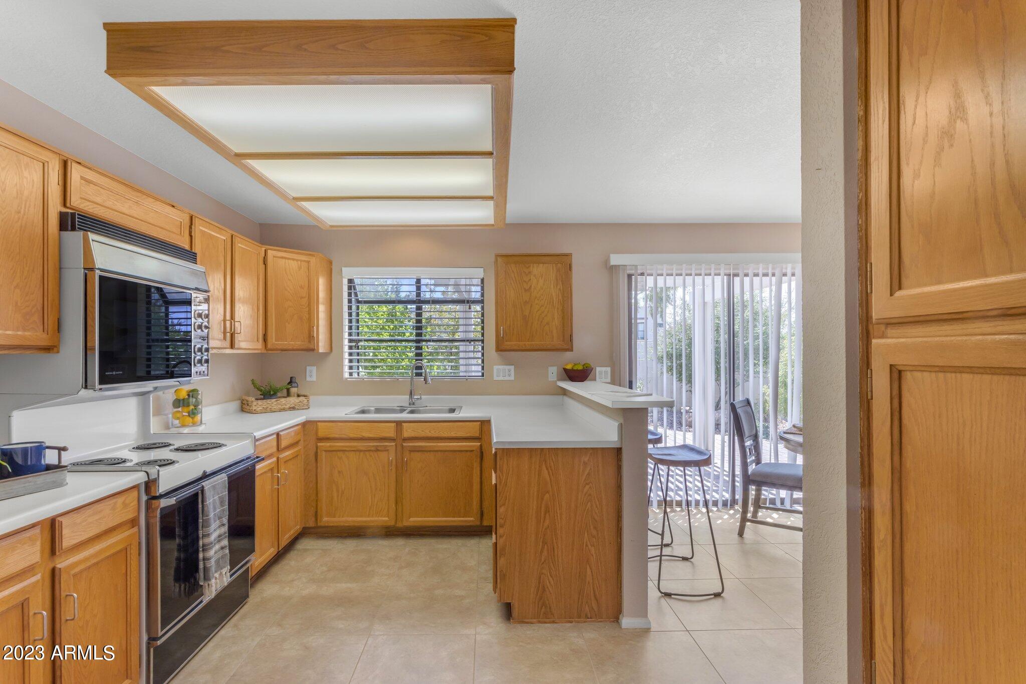 3510 E HAMPTON Avenue, 96