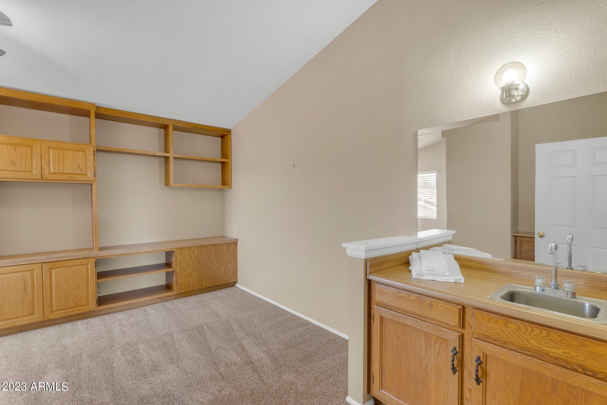 3510 E HAMPTON Avenue, 96