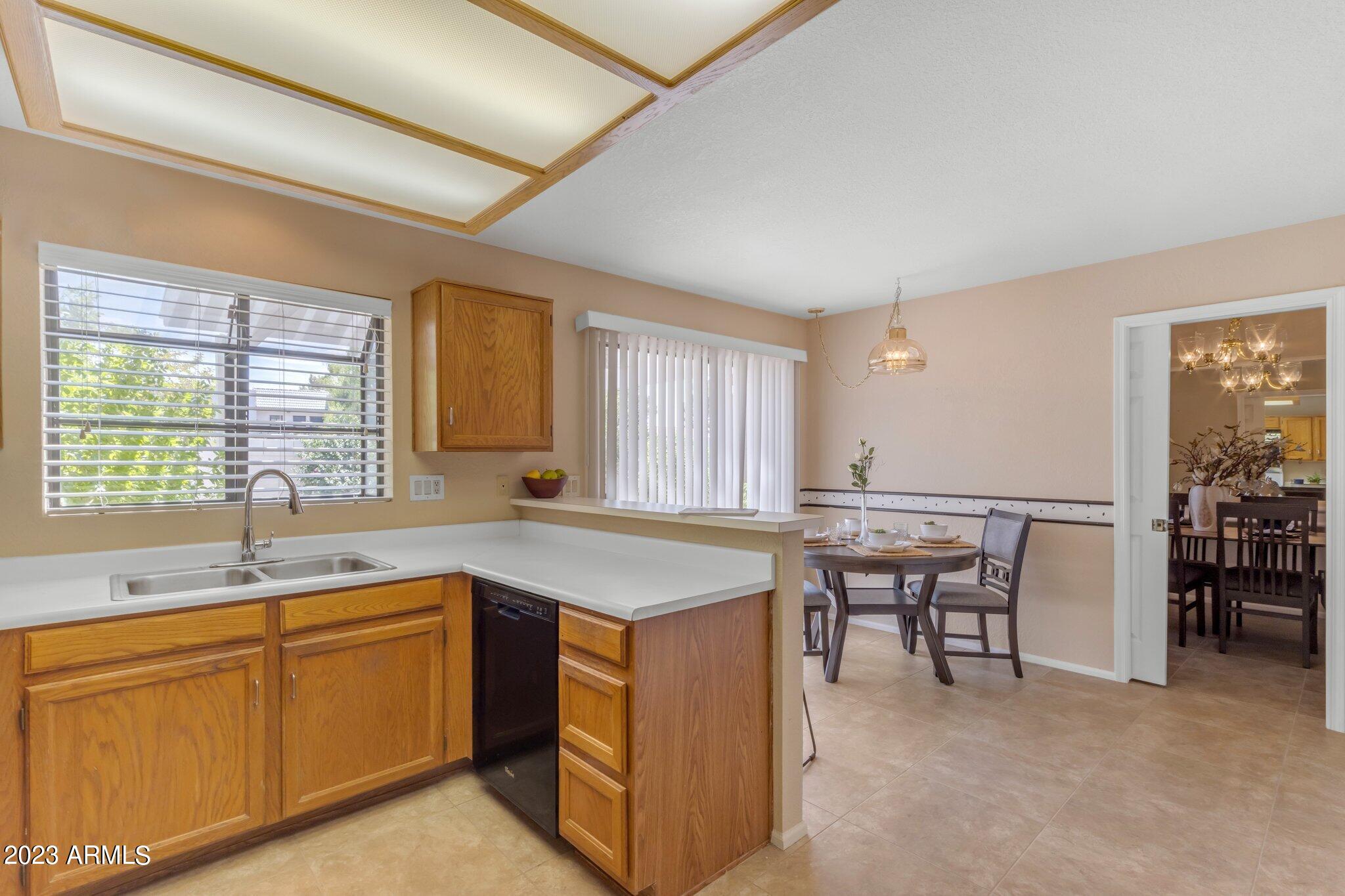 3510 E HAMPTON Avenue, 96