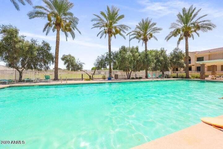 3119 E CAMELLIA Drive