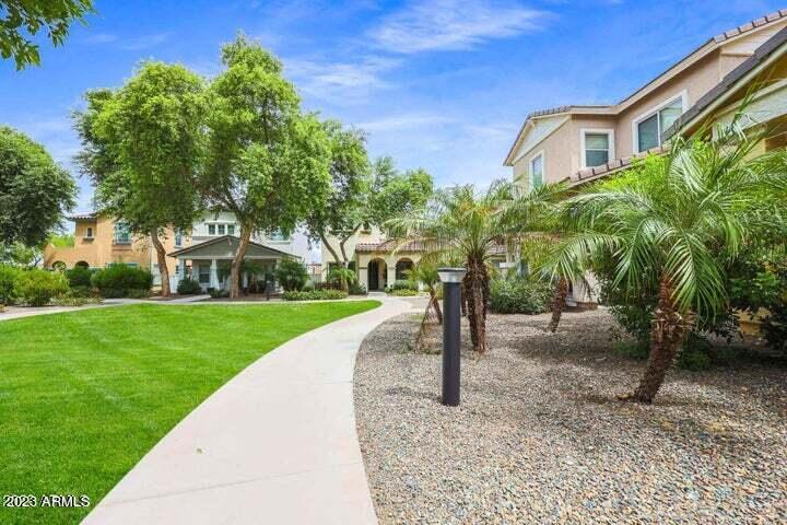 3119 E CAMELLIA Drive