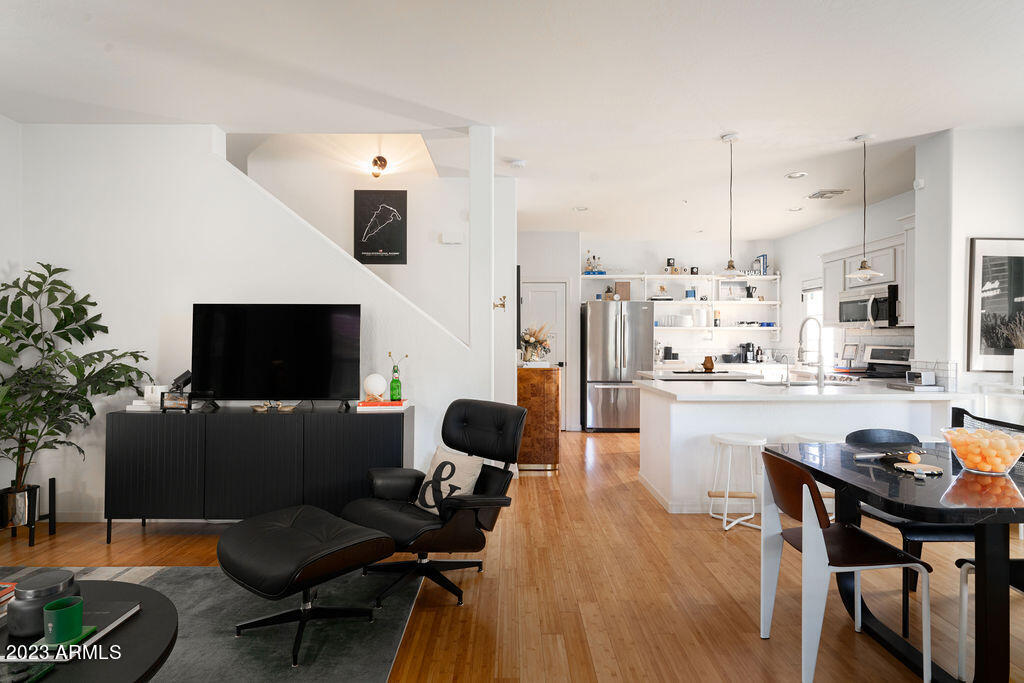 3119 E CAMELLIA Drive