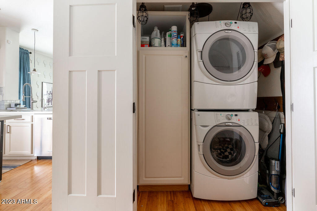 3119 E CAMELLIA Drive