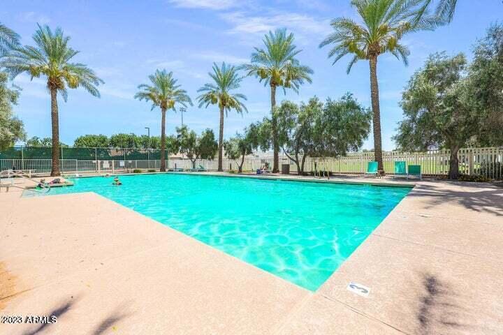 3119 E CAMELLIA Drive