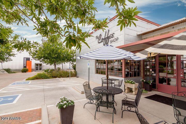 3119 E CAMELLIA Drive