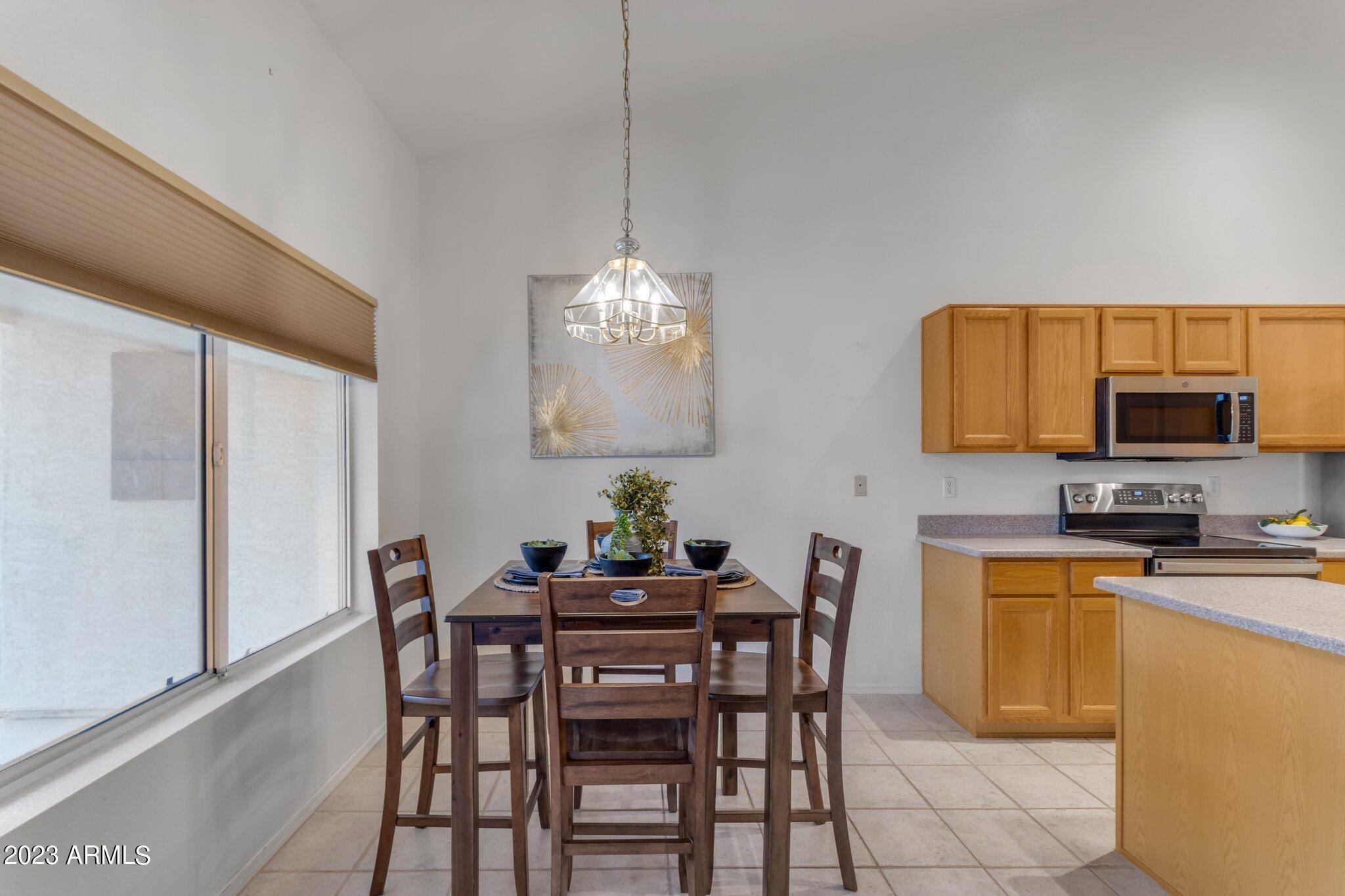 723 E IRONWOOD Drive