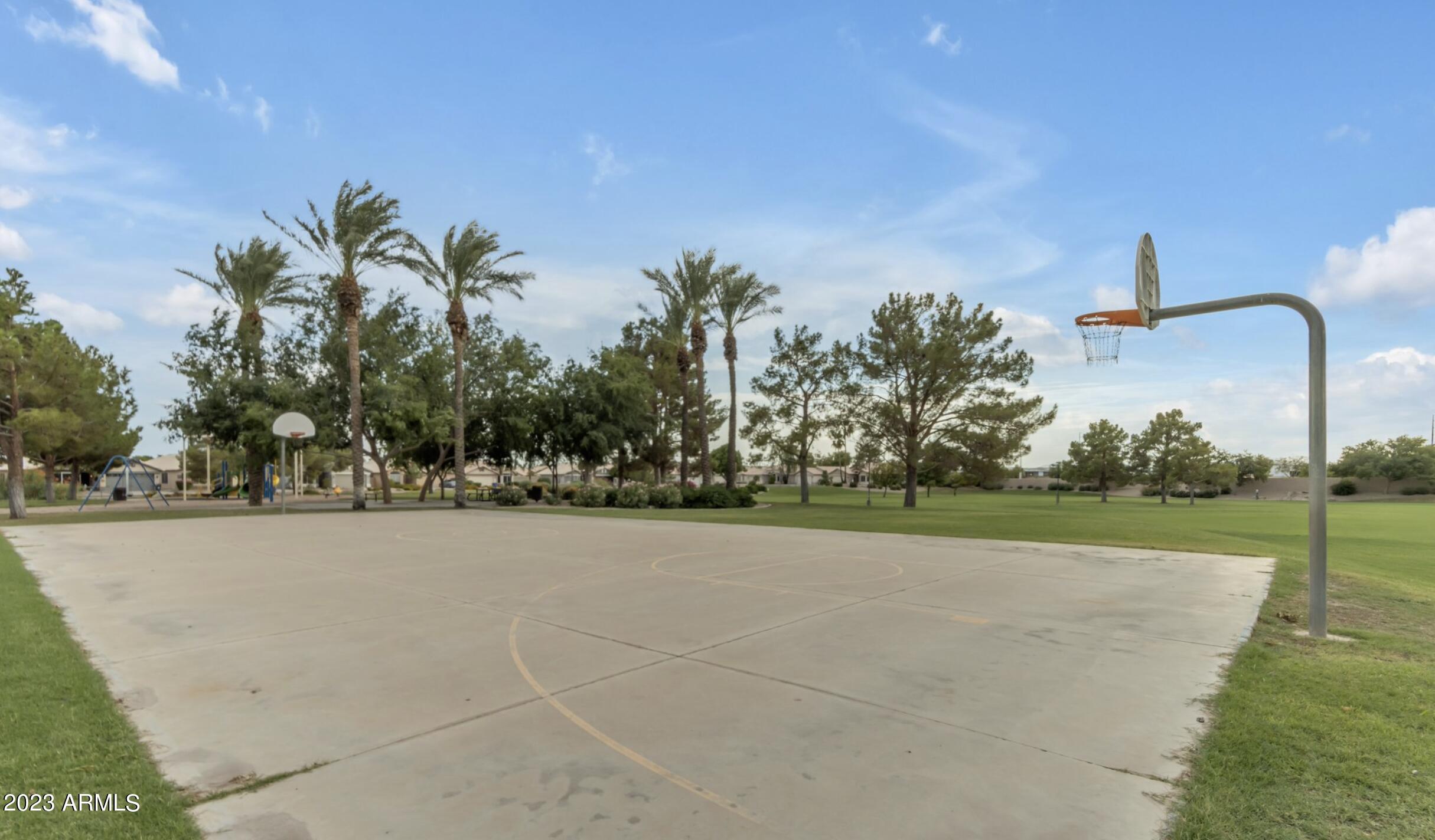 723 E IRONWOOD Drive