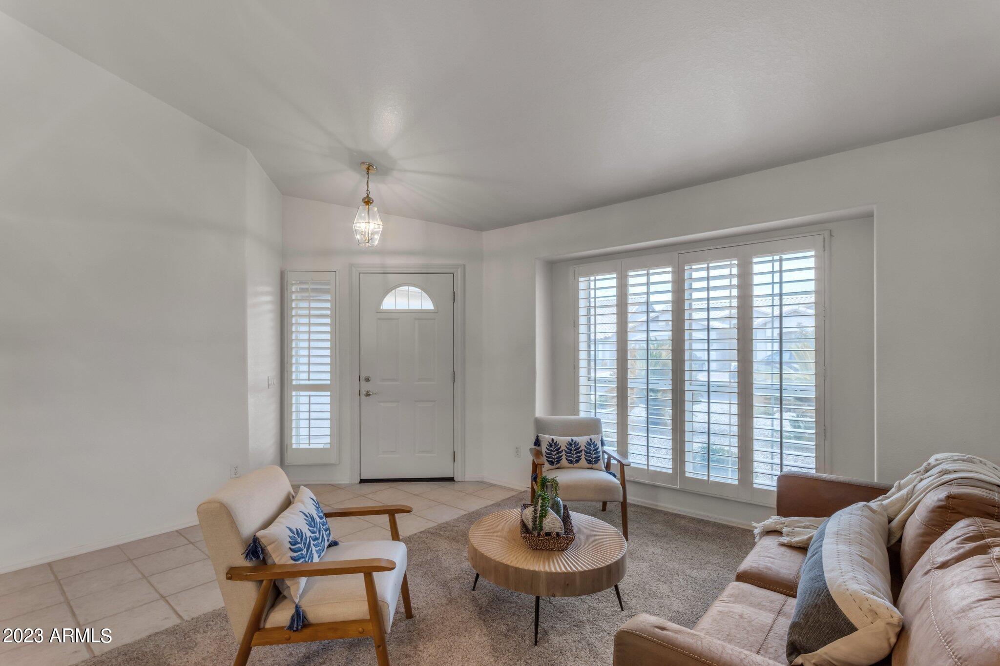 723 E IRONWOOD Drive