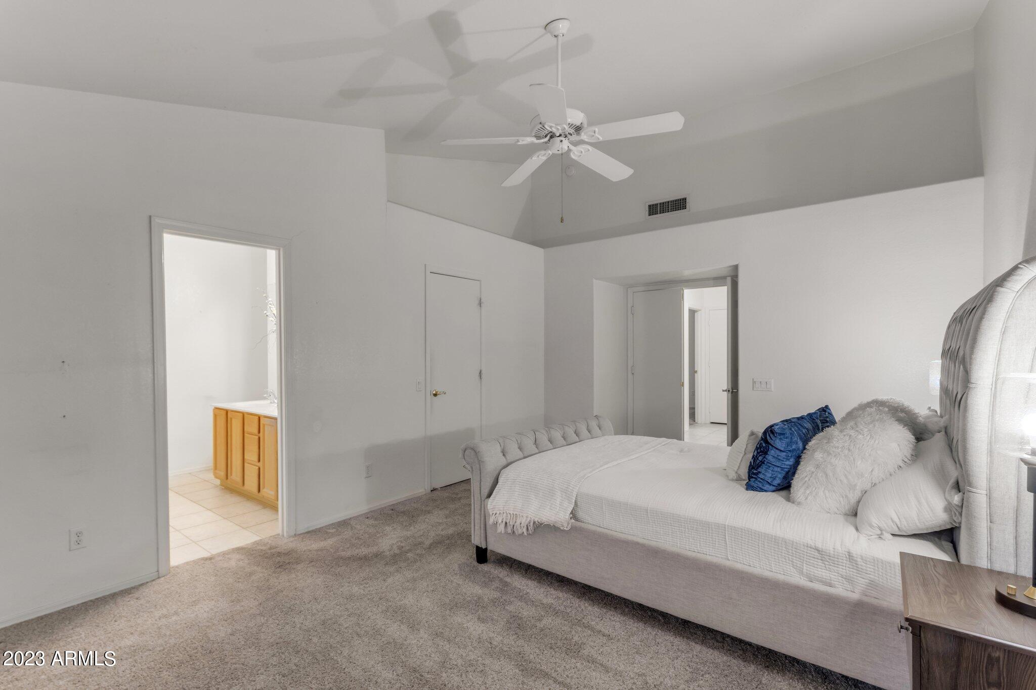 723 E IRONWOOD Drive