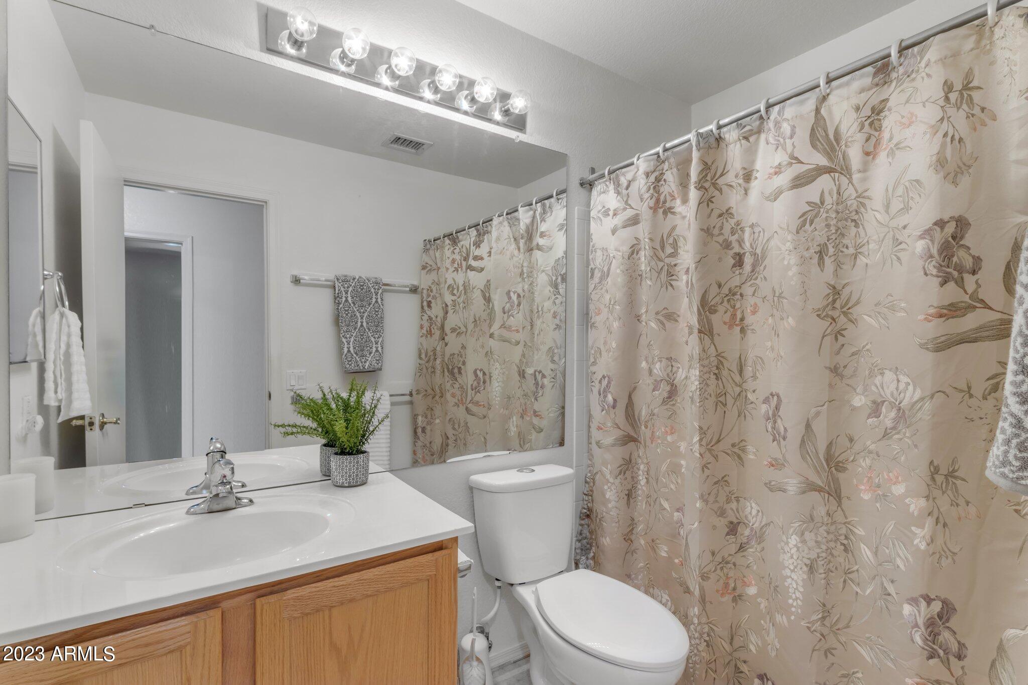 723 E IRONWOOD Drive