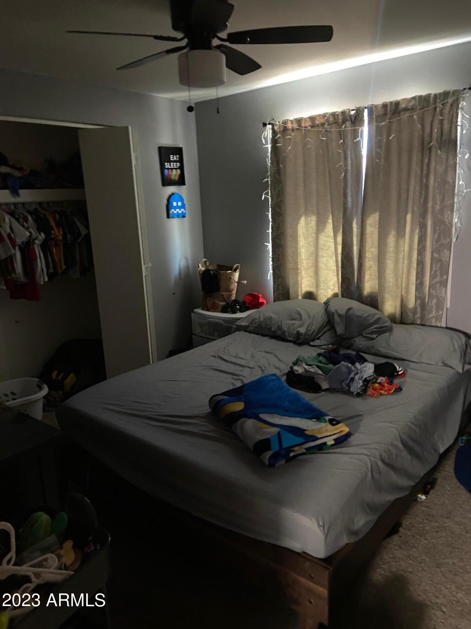 4034 E SURREY Avenue