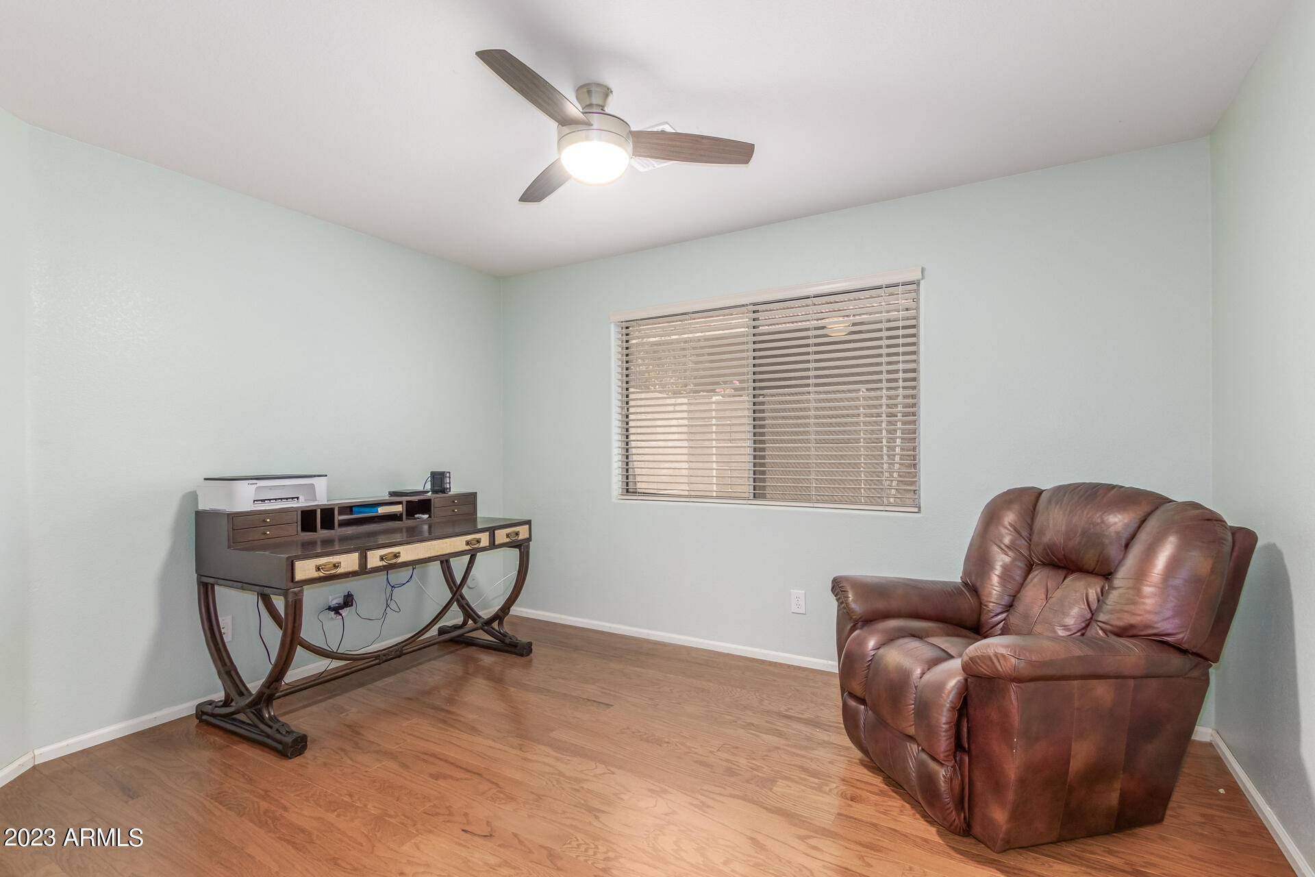 42701 W VENTURE Road