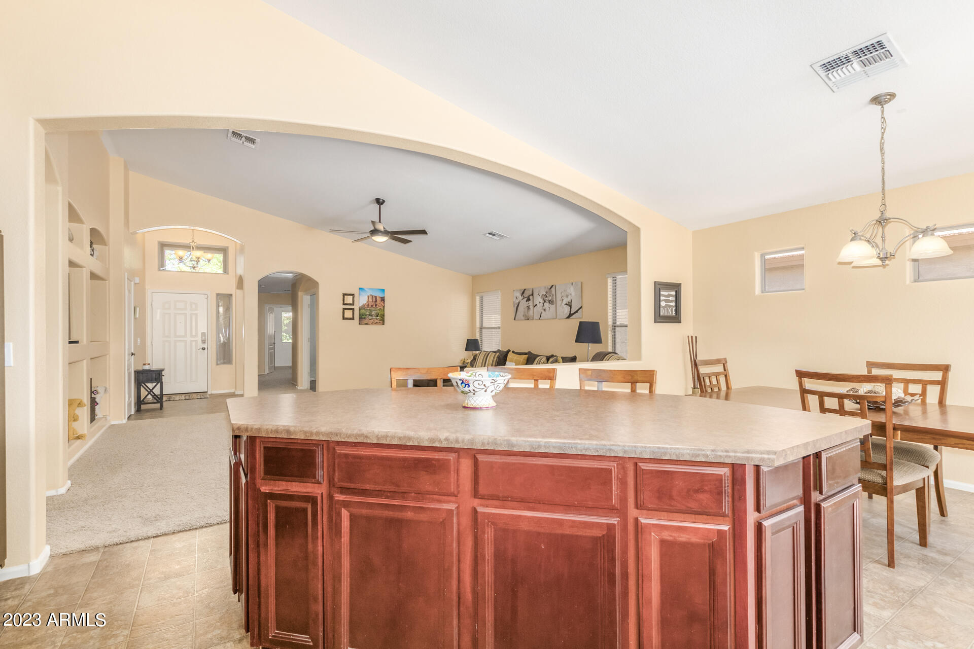 42701 W VENTURE Road