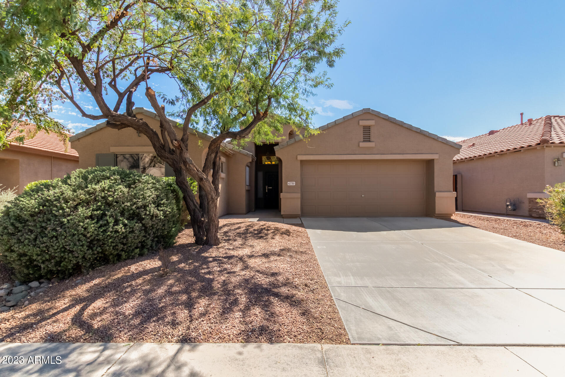 42701 W VENTURE Road