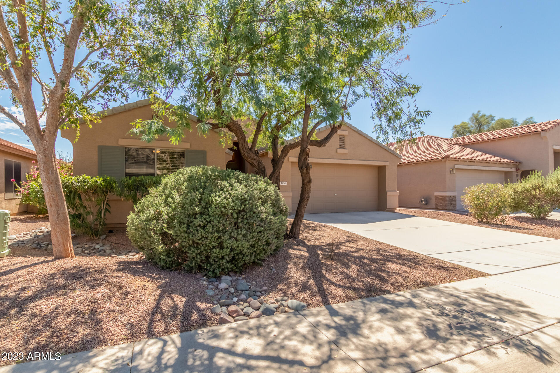 42701 W VENTURE Road