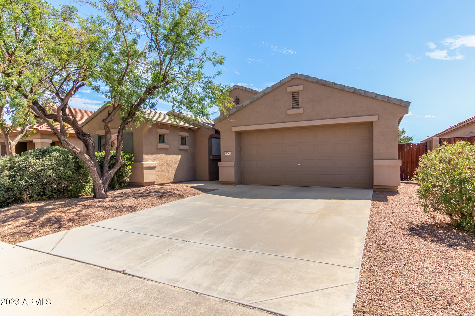 42701 W VENTURE Road