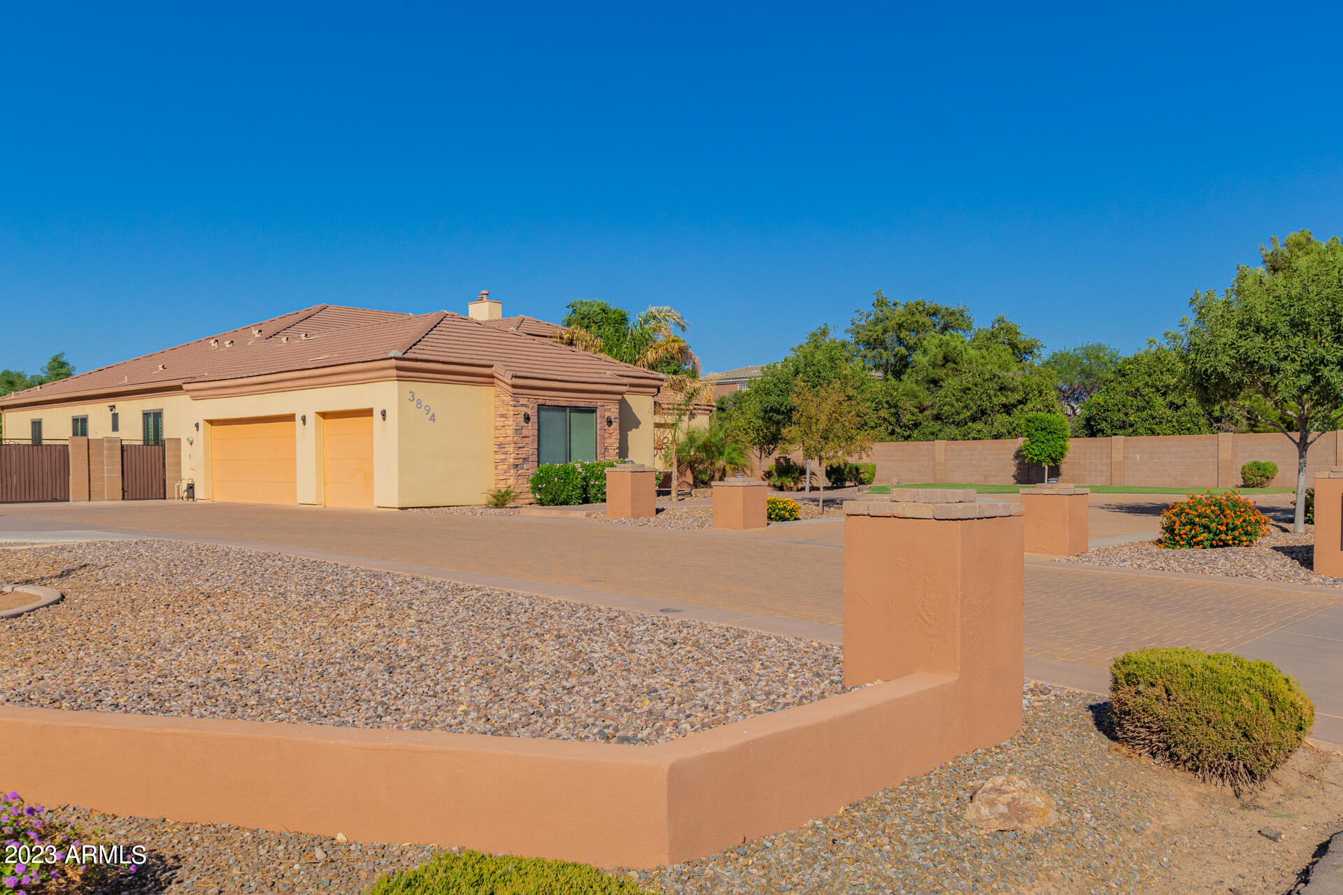 3894 E STACEY Road