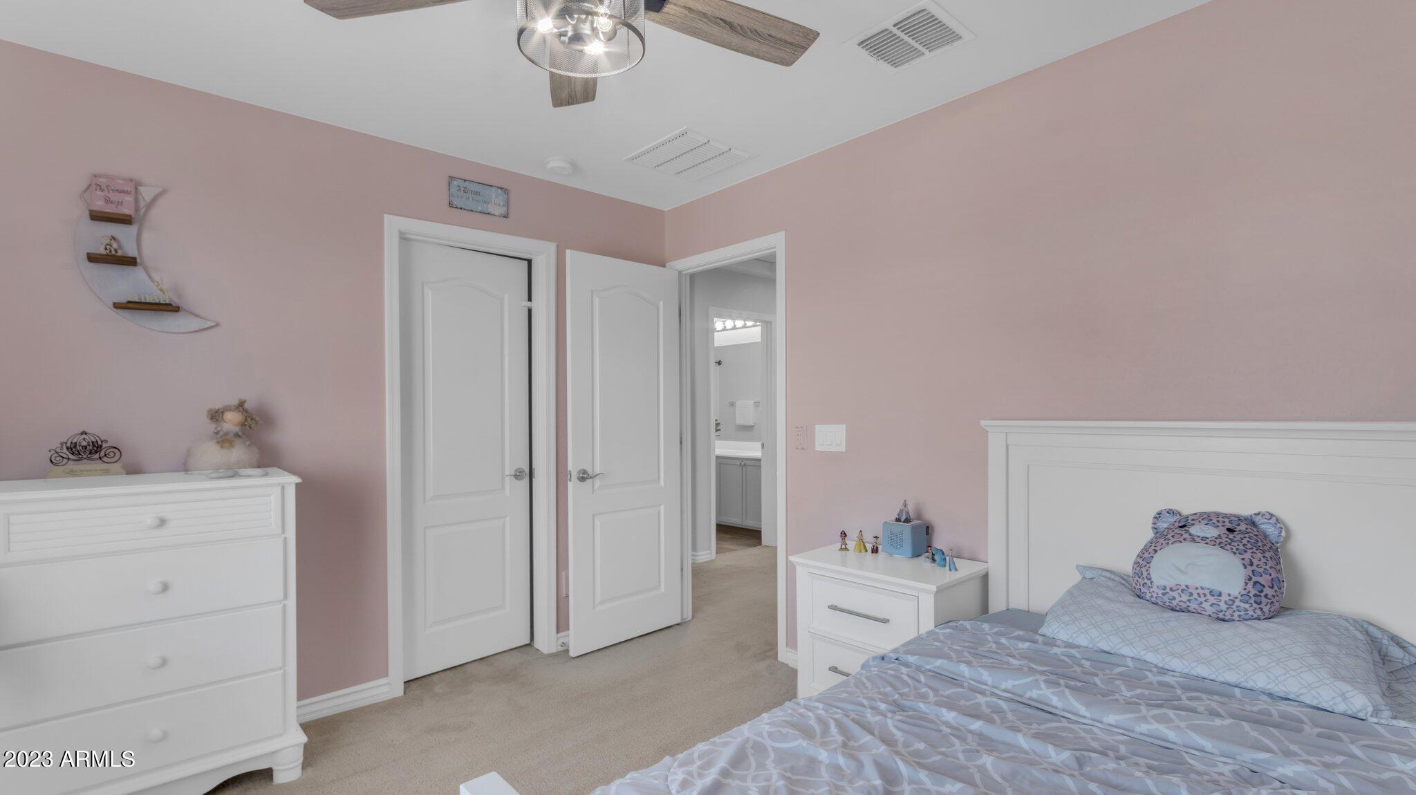 7683 S RESEDA Street