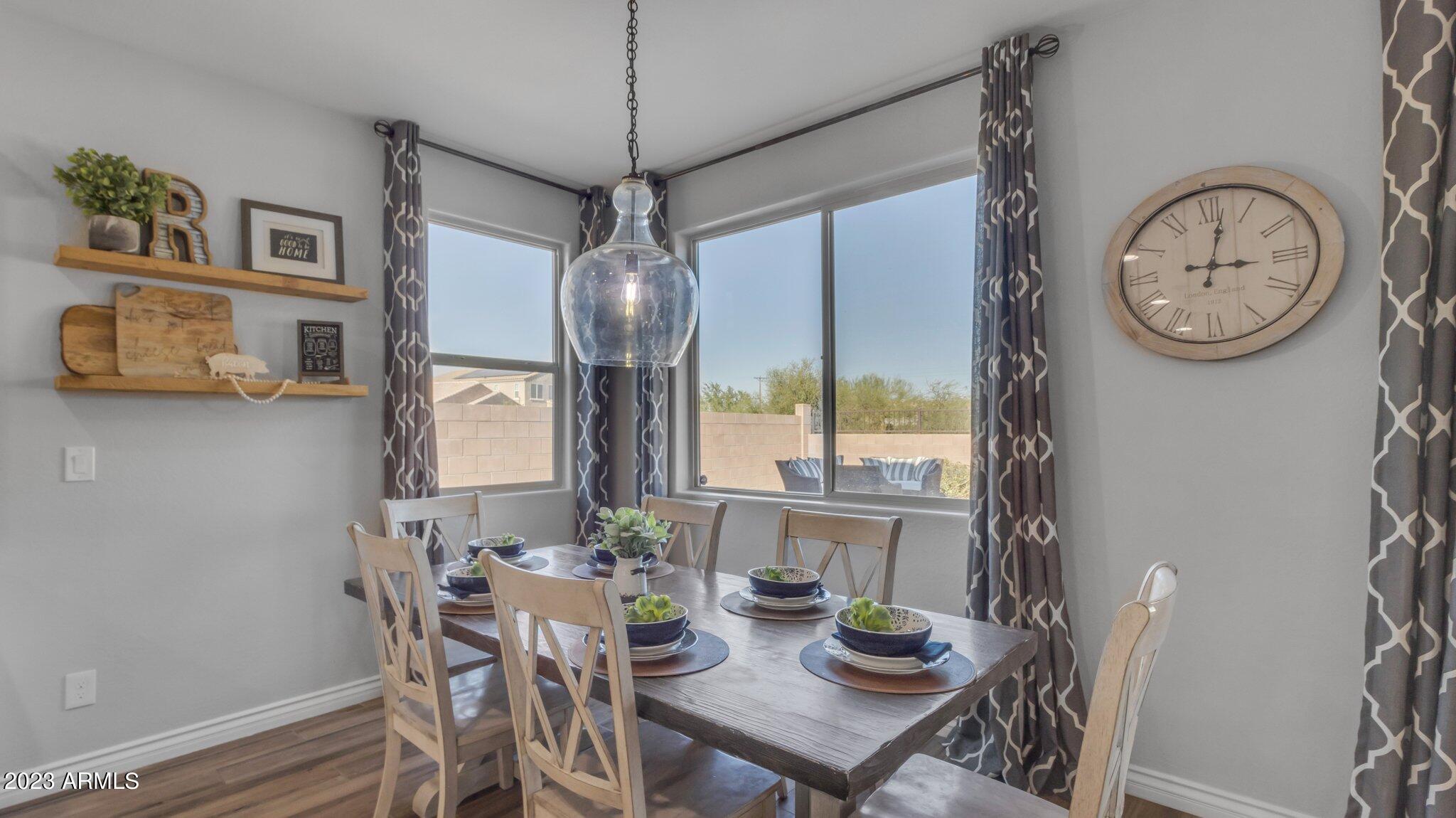 7683 S RESEDA Street