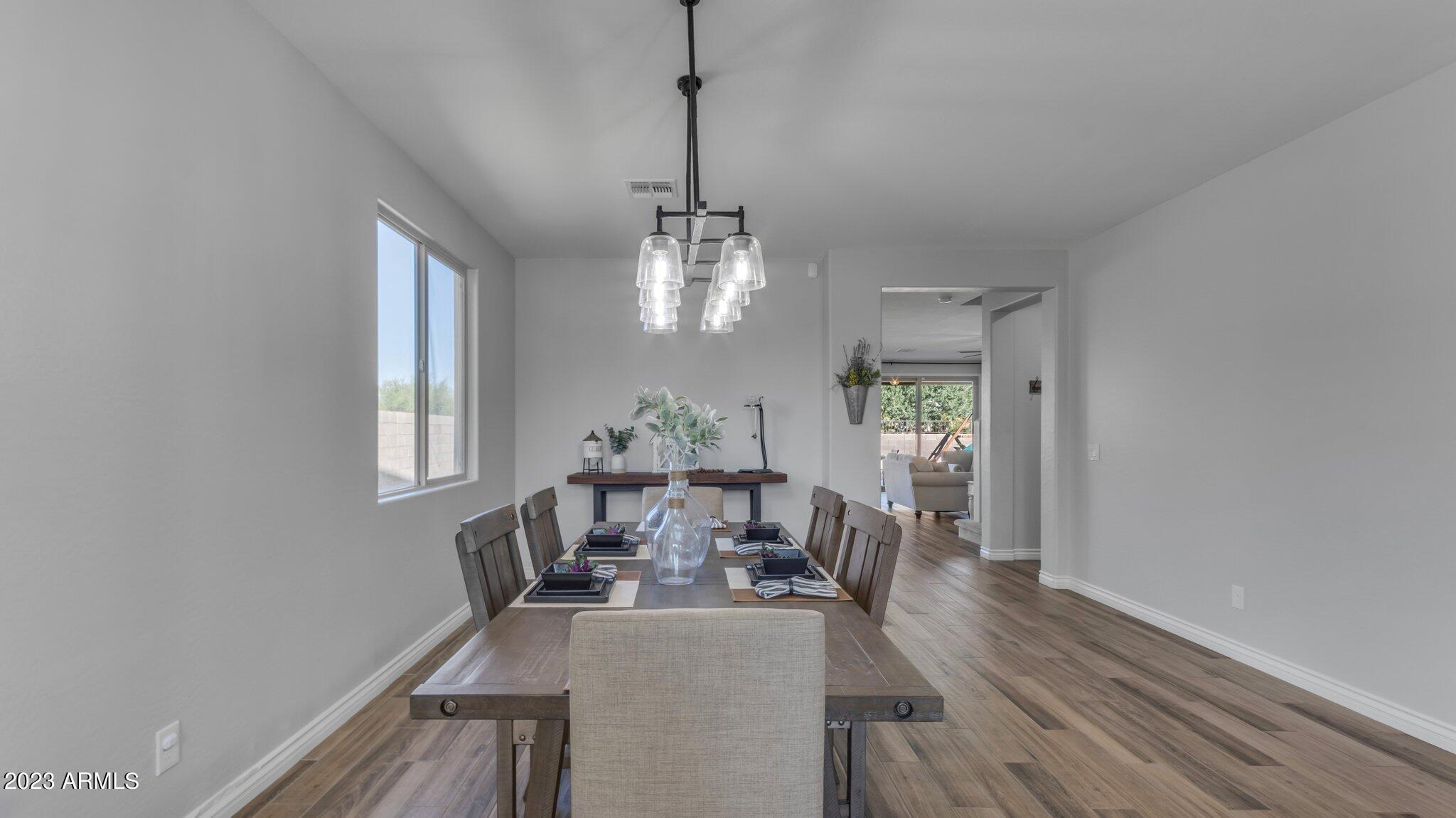 7683 S RESEDA Street