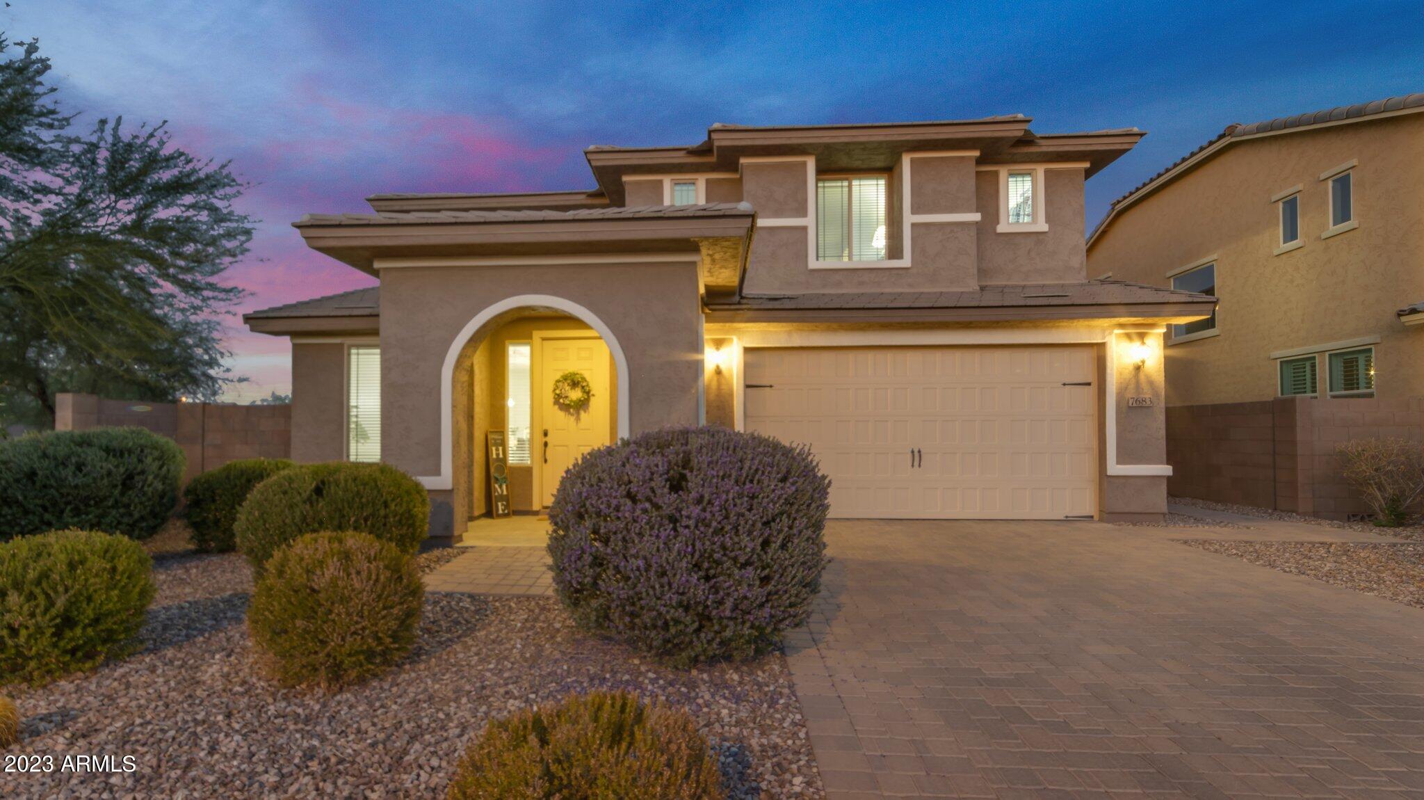 7683 S RESEDA Street