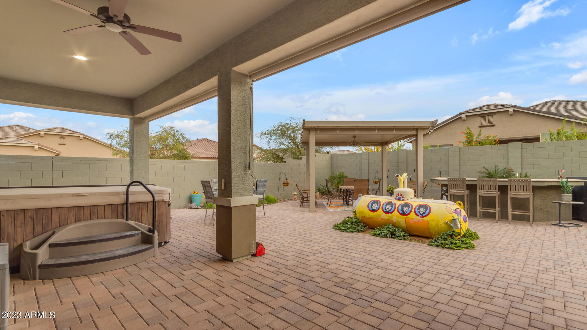 2999 W HORSESHOE Drive