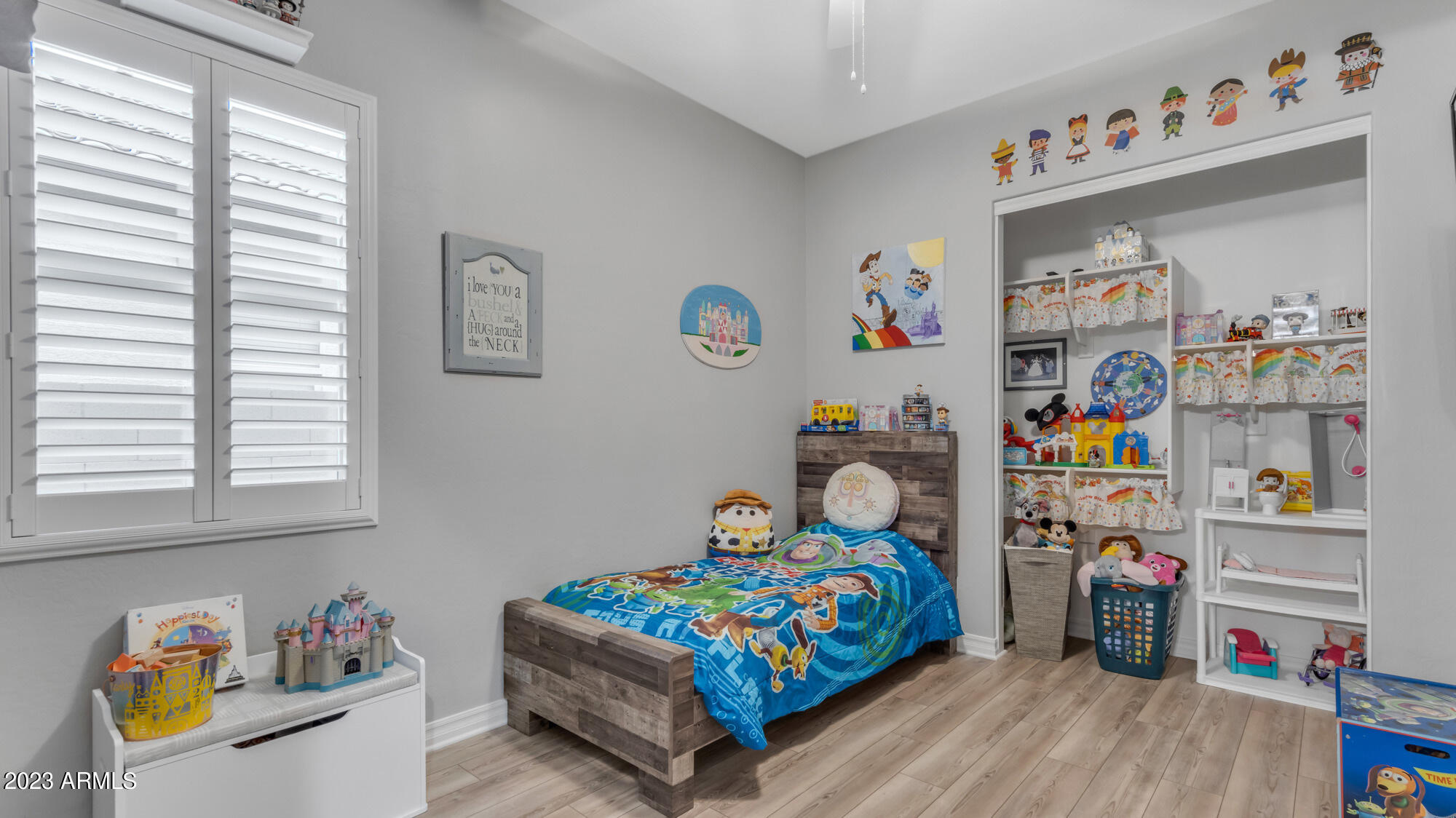 2999 W HORSESHOE Drive