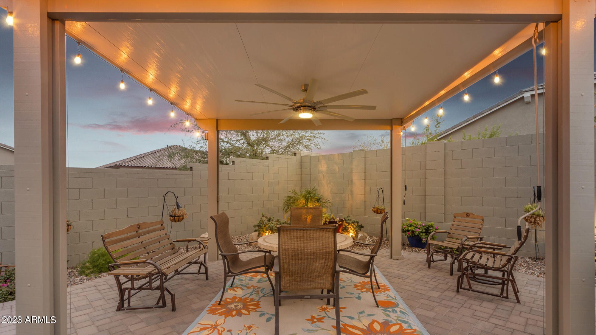 2999 W HORSESHOE Drive