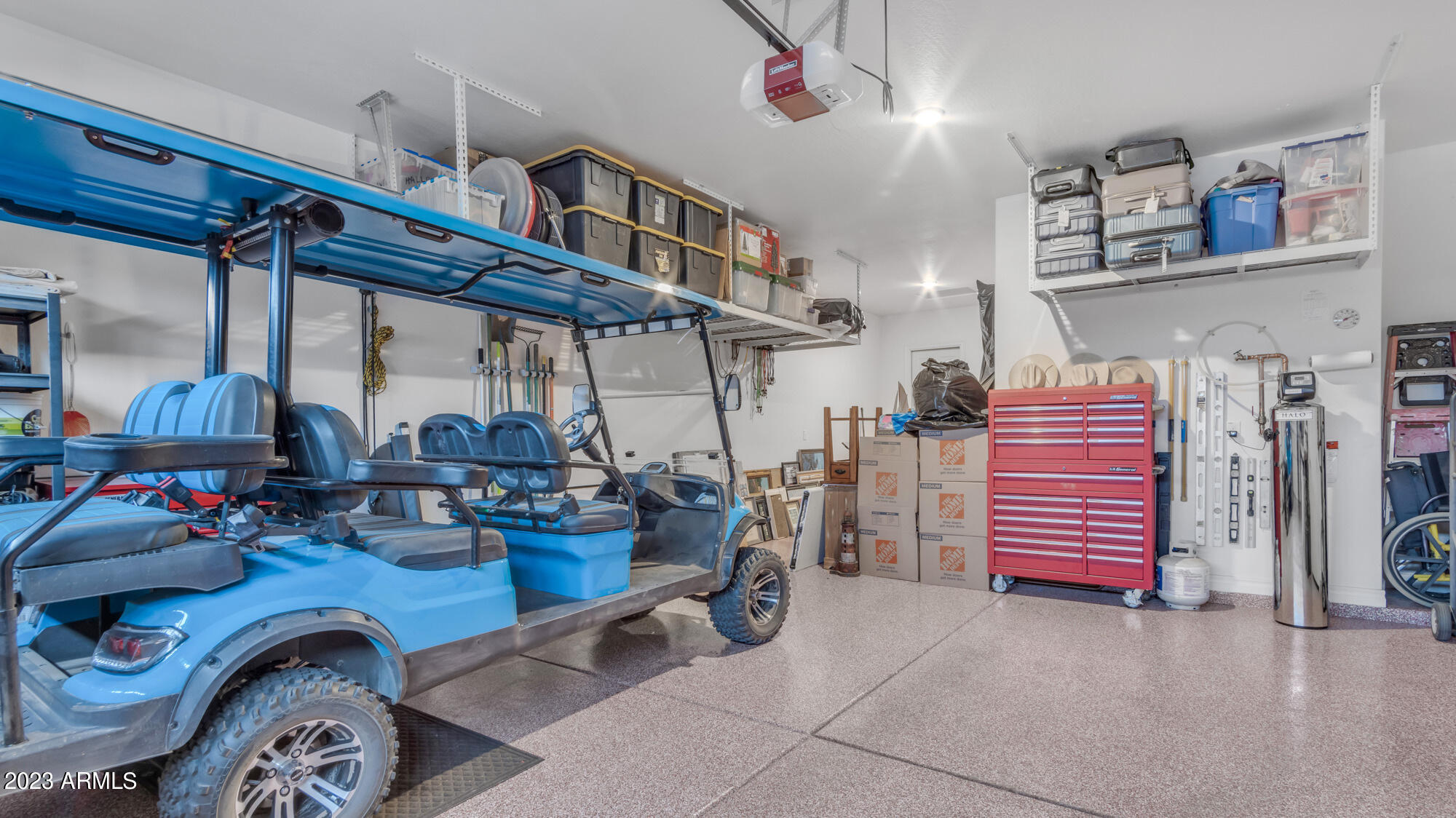 2999 W HORSESHOE Drive