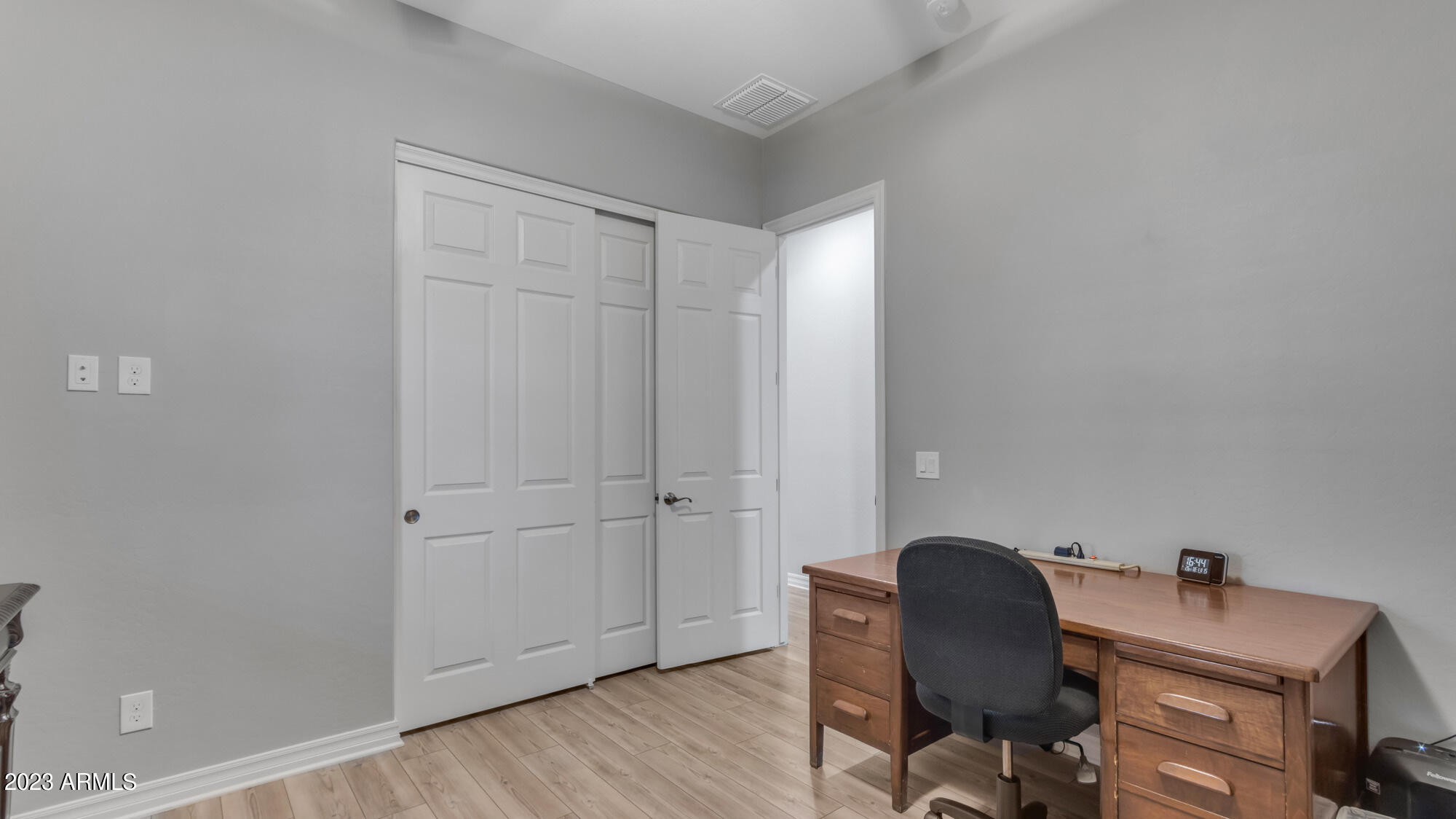 2999 W HORSESHOE Drive