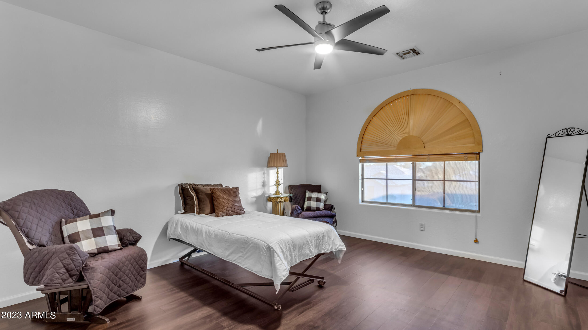 11316 E ROSELLE Circle