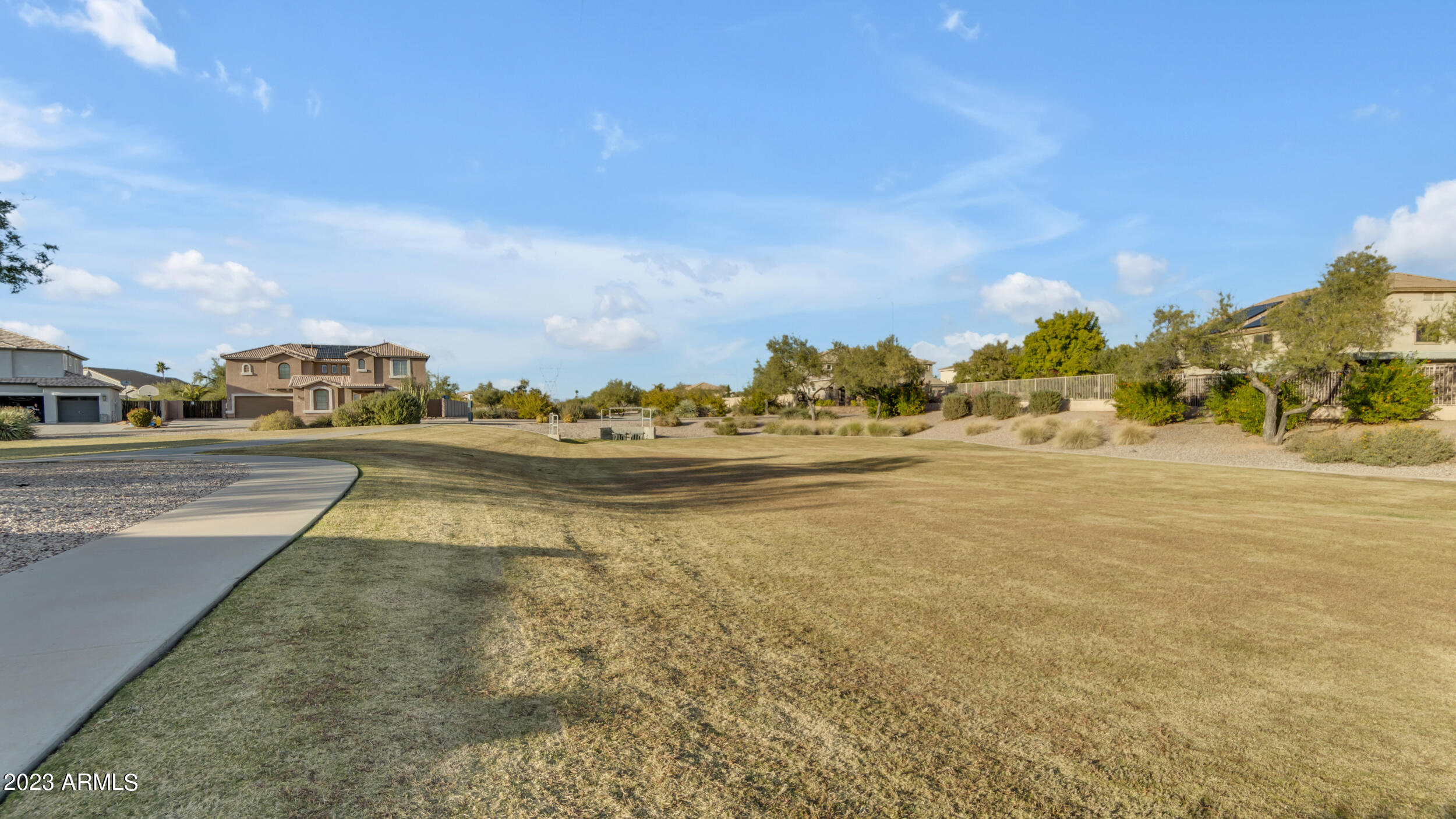 11316 E ROSELLE Circle