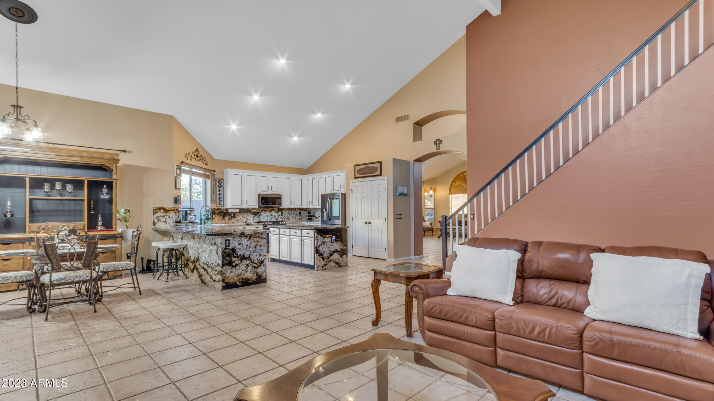 11316 E ROSELLE Circle