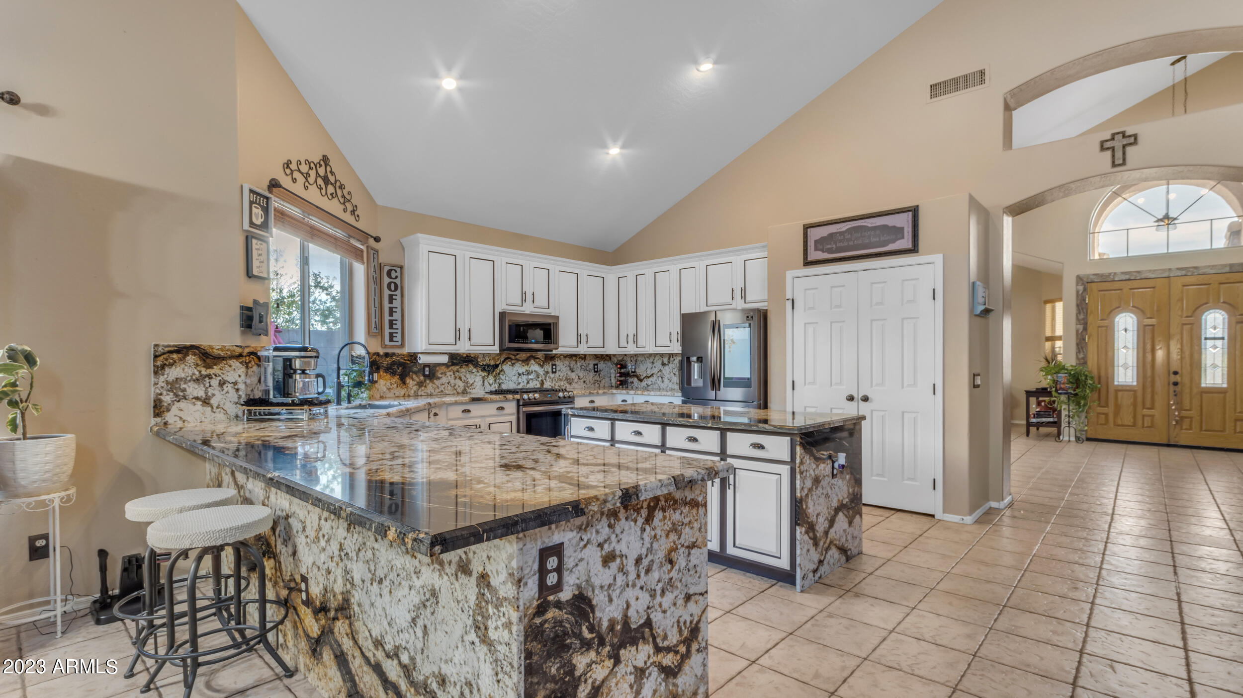 11316 E ROSELLE Circle