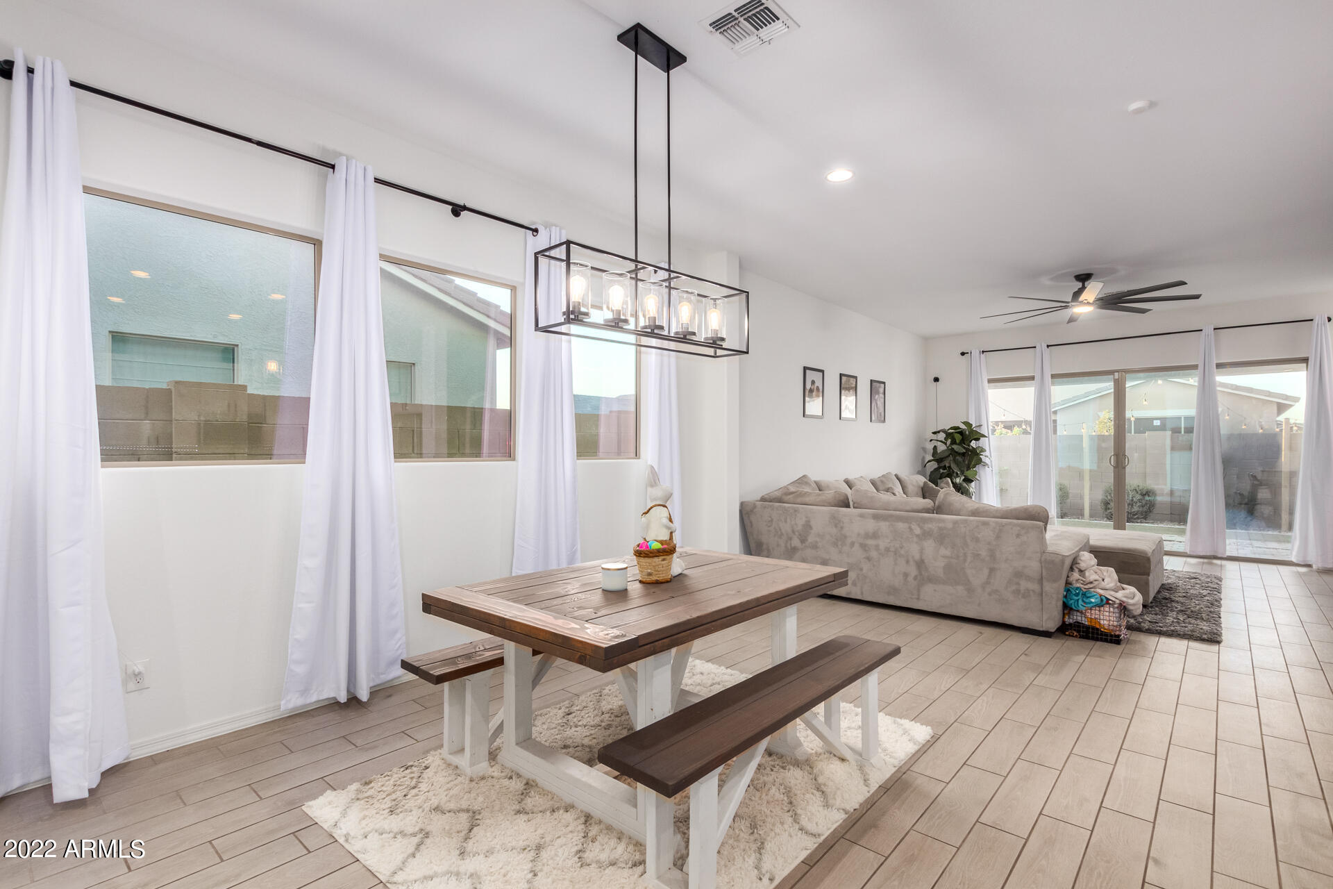 306 W GLACIER BAY Drive