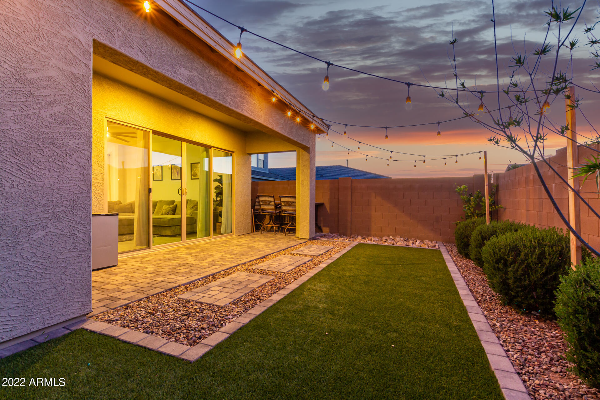 306 W GLACIER BAY Drive