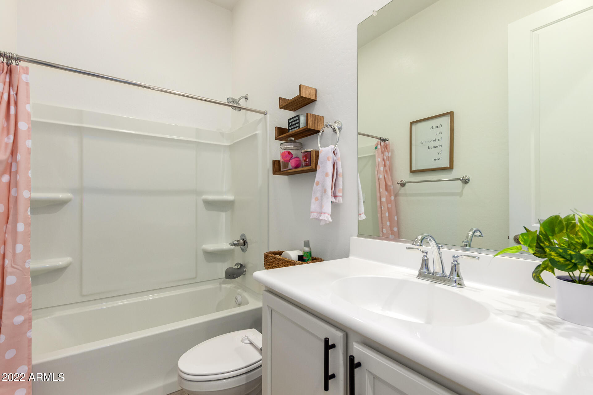 306 W GLACIER BAY Drive