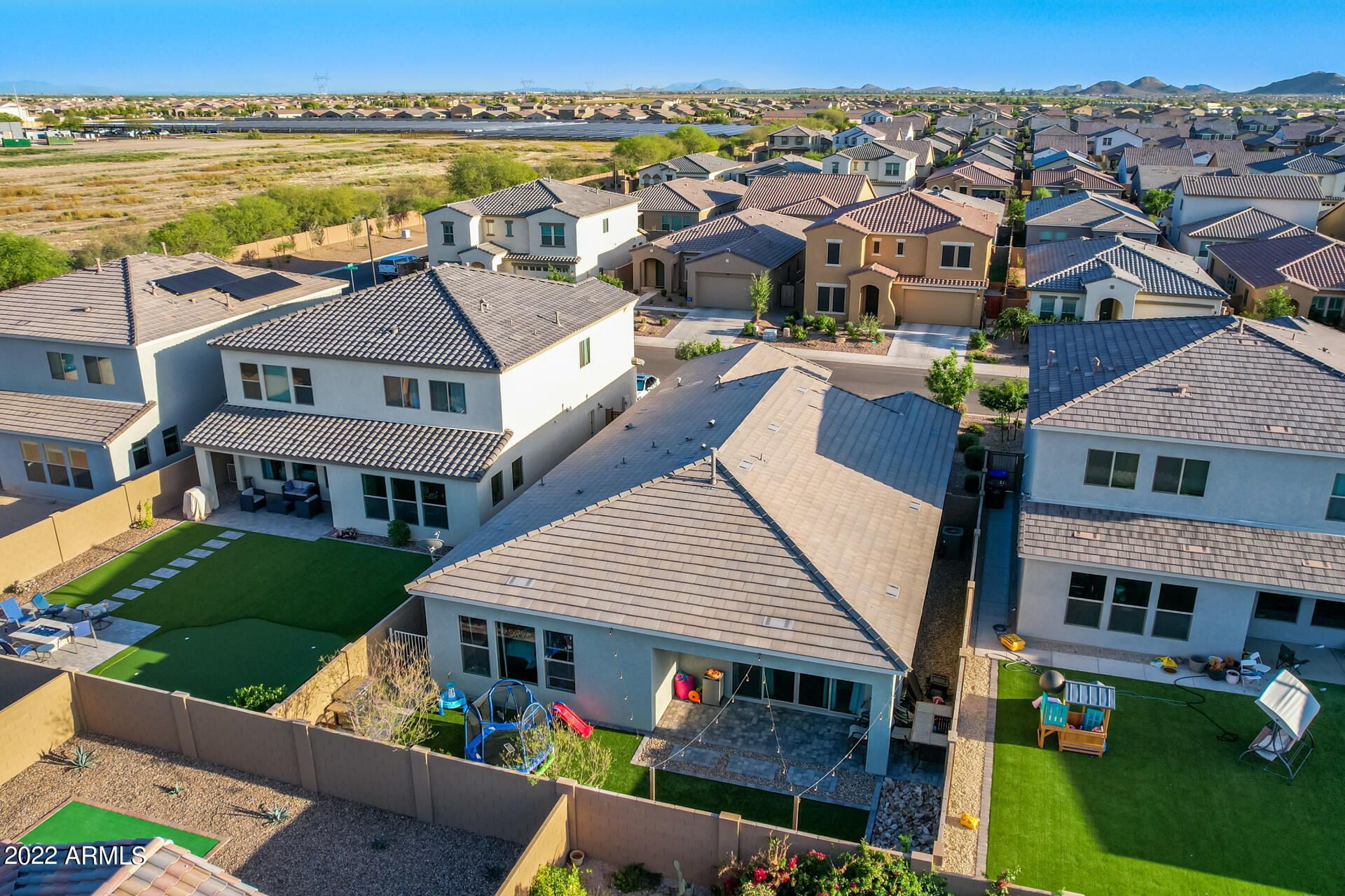 306 W GLACIER BAY Drive