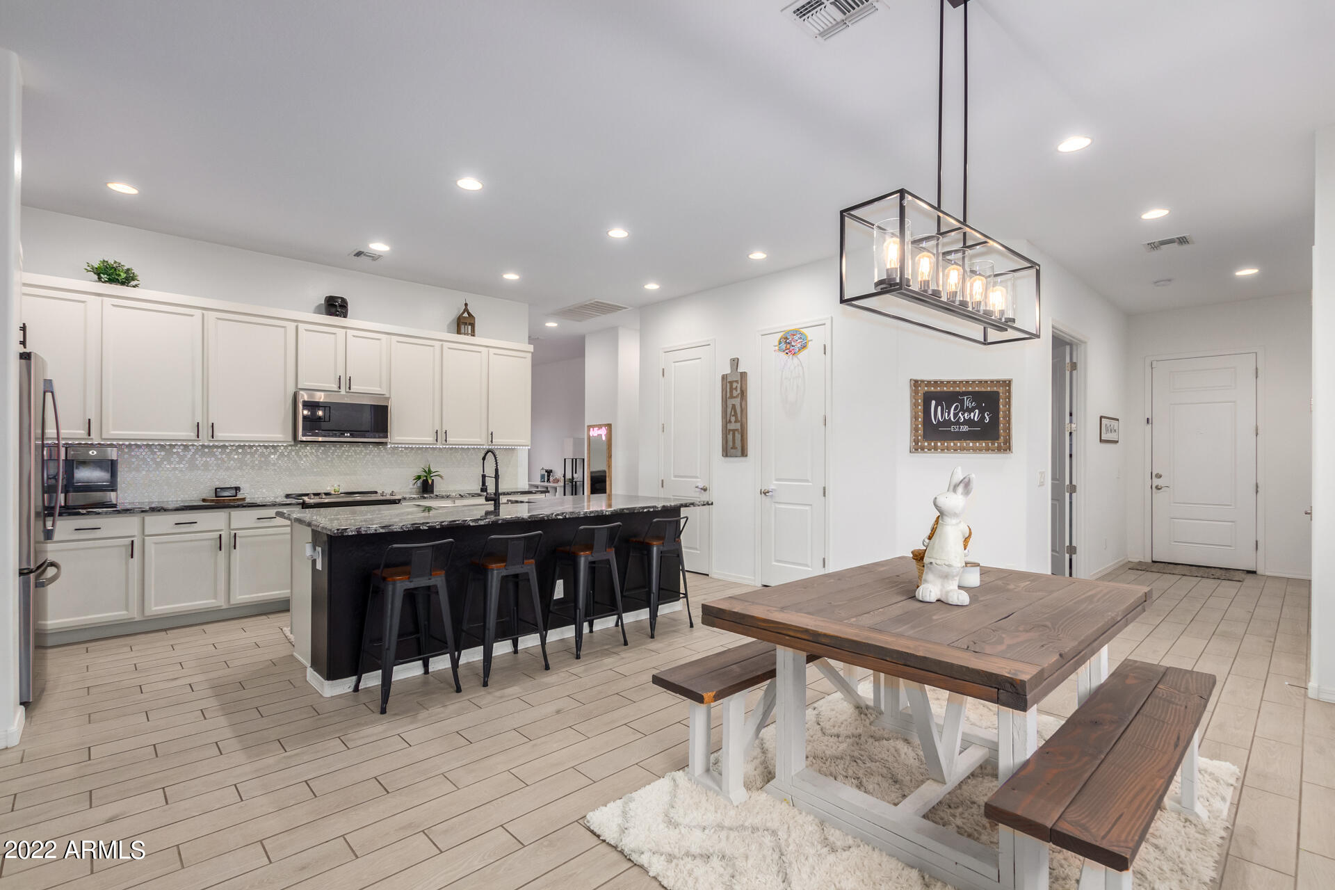 306 W GLACIER BAY Drive