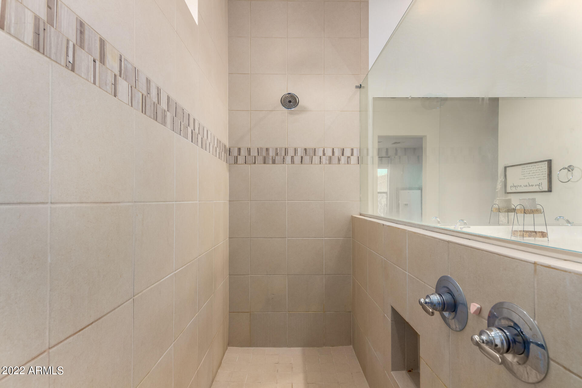 306 W GLACIER BAY Drive