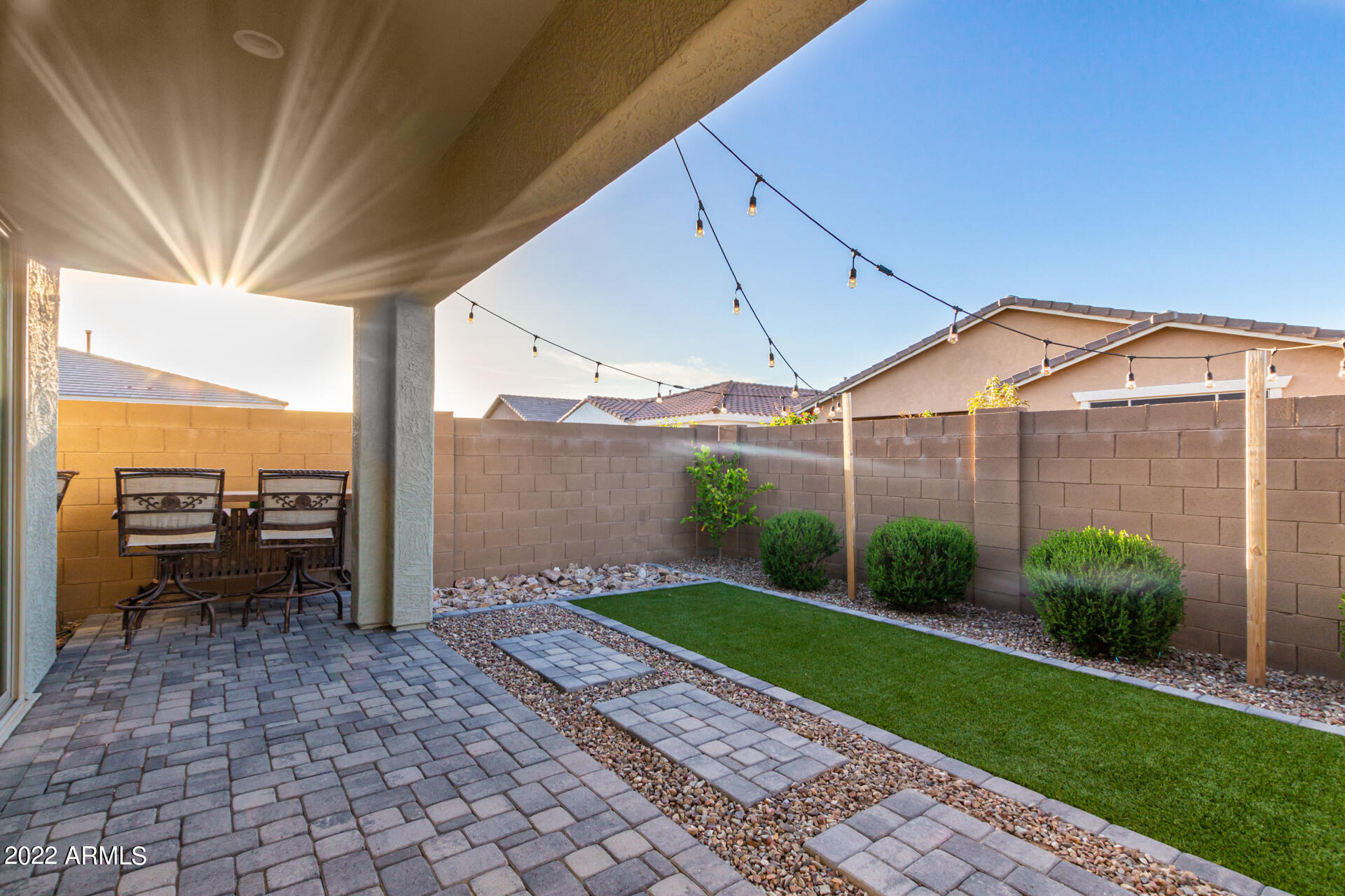 306 W GLACIER BAY Drive