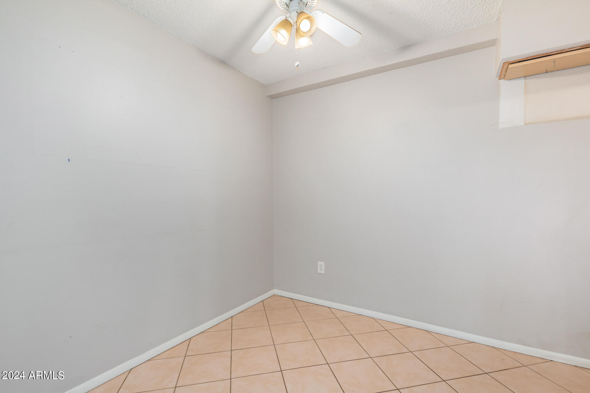 1500 W RIO SALADO Parkway, 118