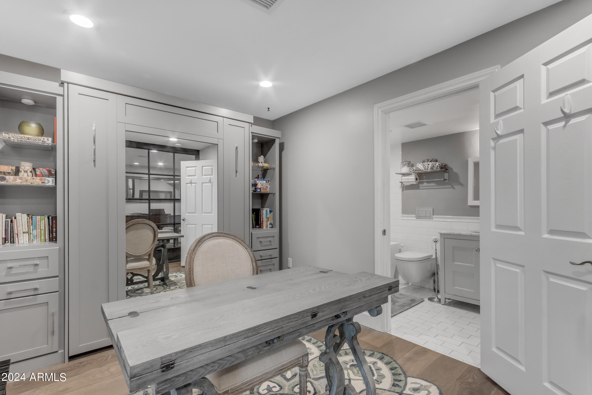 5207 N 24TH Street, 103